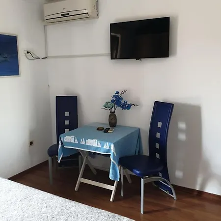 Helena Apartmán Pomer