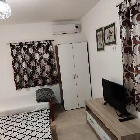 Helena Apartmán