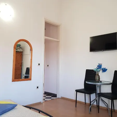 Helena Apartmán Pomer