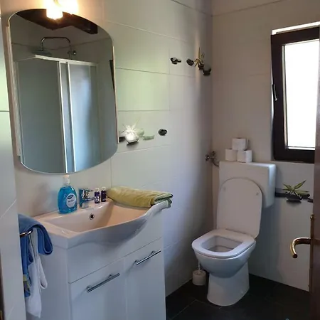 Helena Apartmán